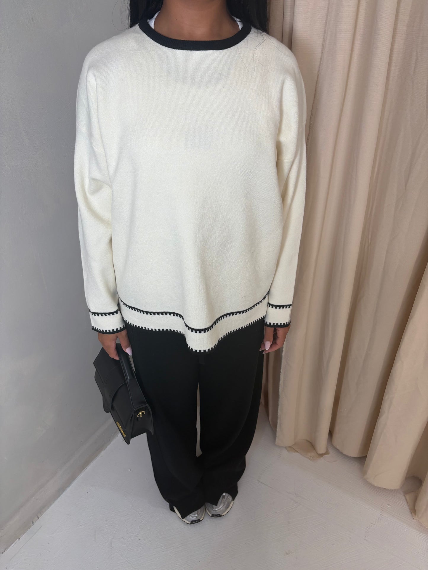 Réin Contrast Knit Sweater