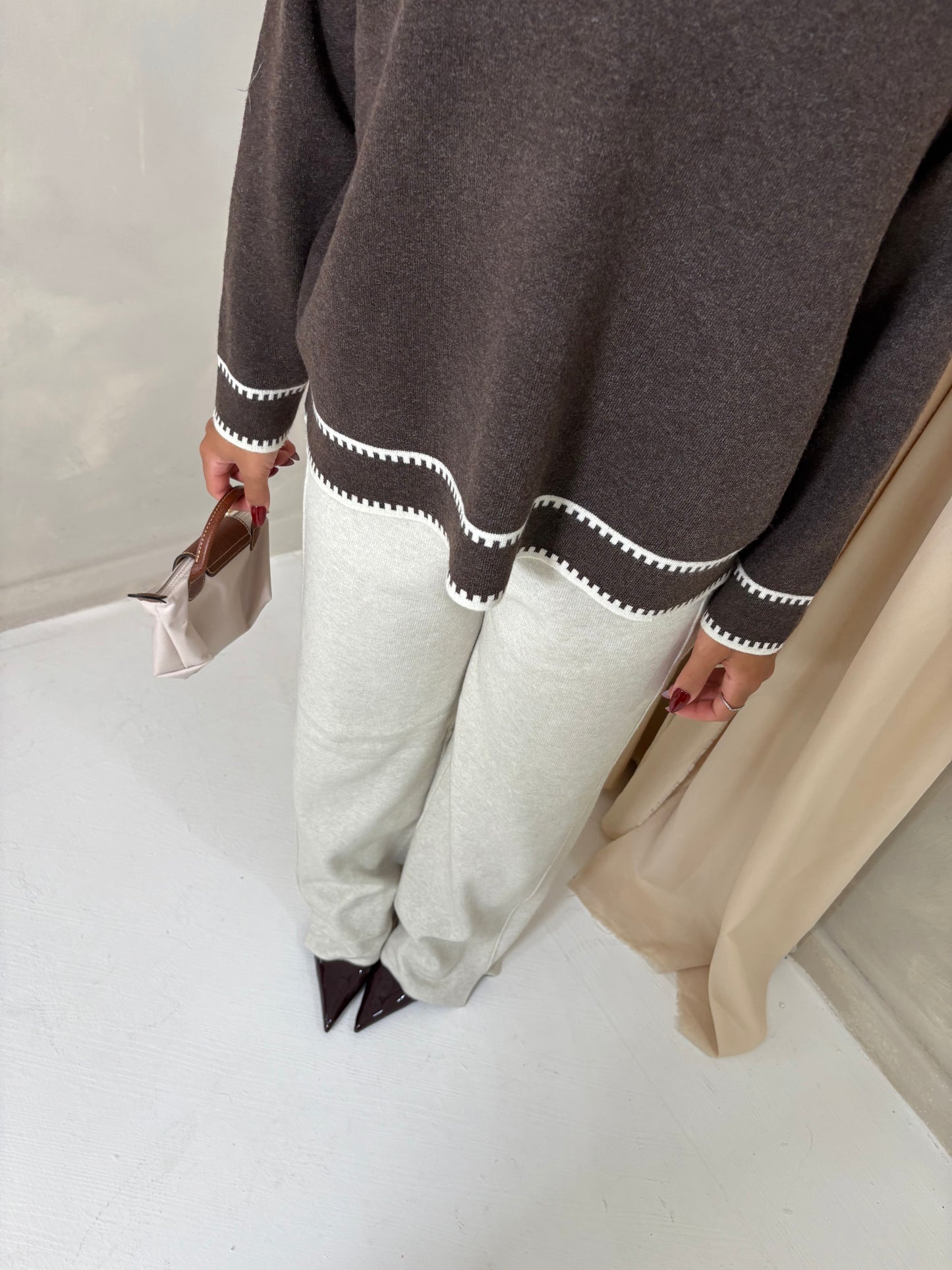 Réin Contrast Knit Sweater
